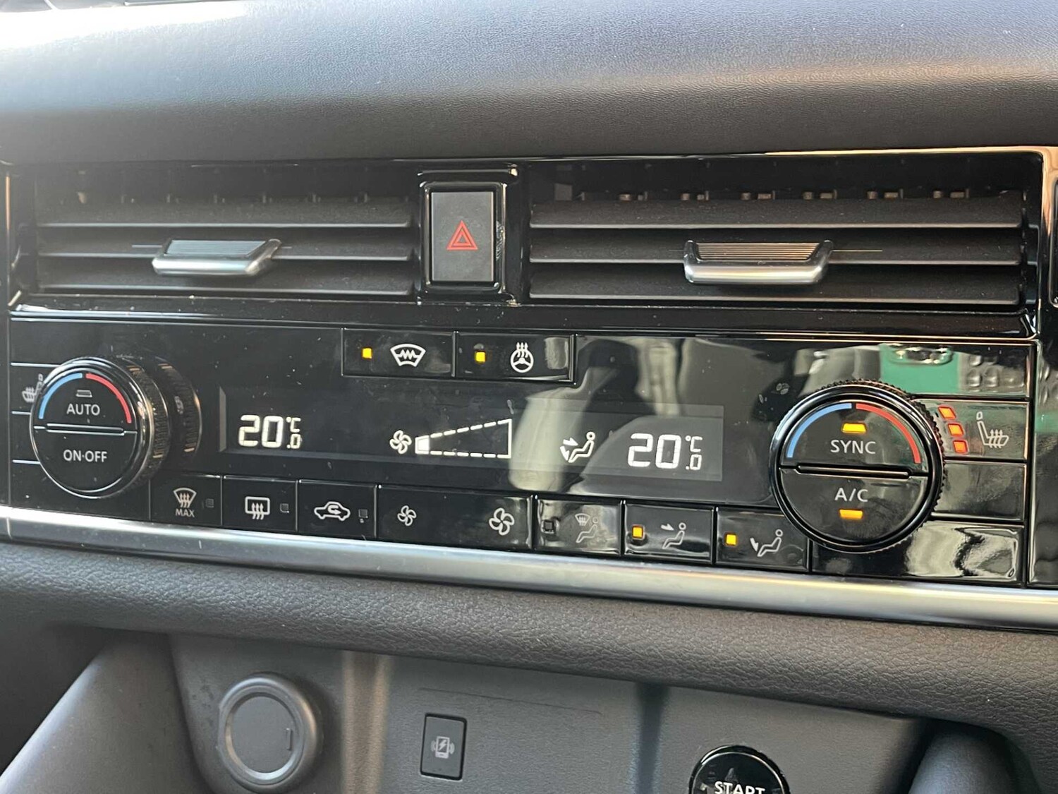 Used Nissan Qashqai 2023 for sale - 76102482: Photo 40