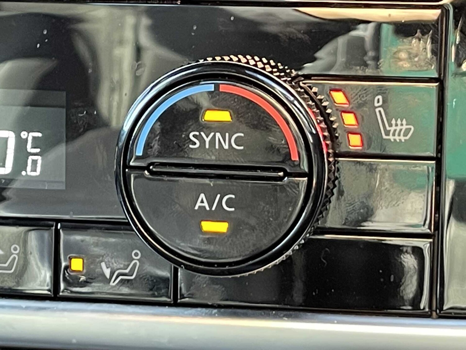 Used Nissan Qashqai 2023 for sale - 76102482: Photo 41