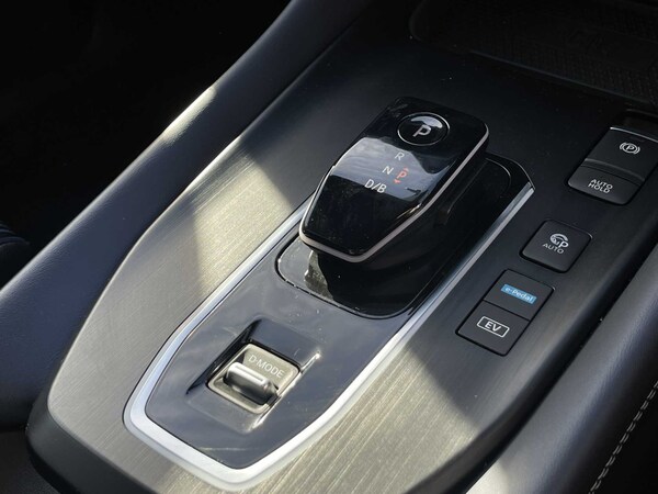 Used Nissan Qashqai 2023 for sale - 76102482: Photo 44