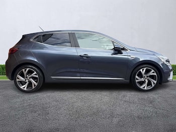 Used Renault Clio 2020 for sale - 79841403: Photo