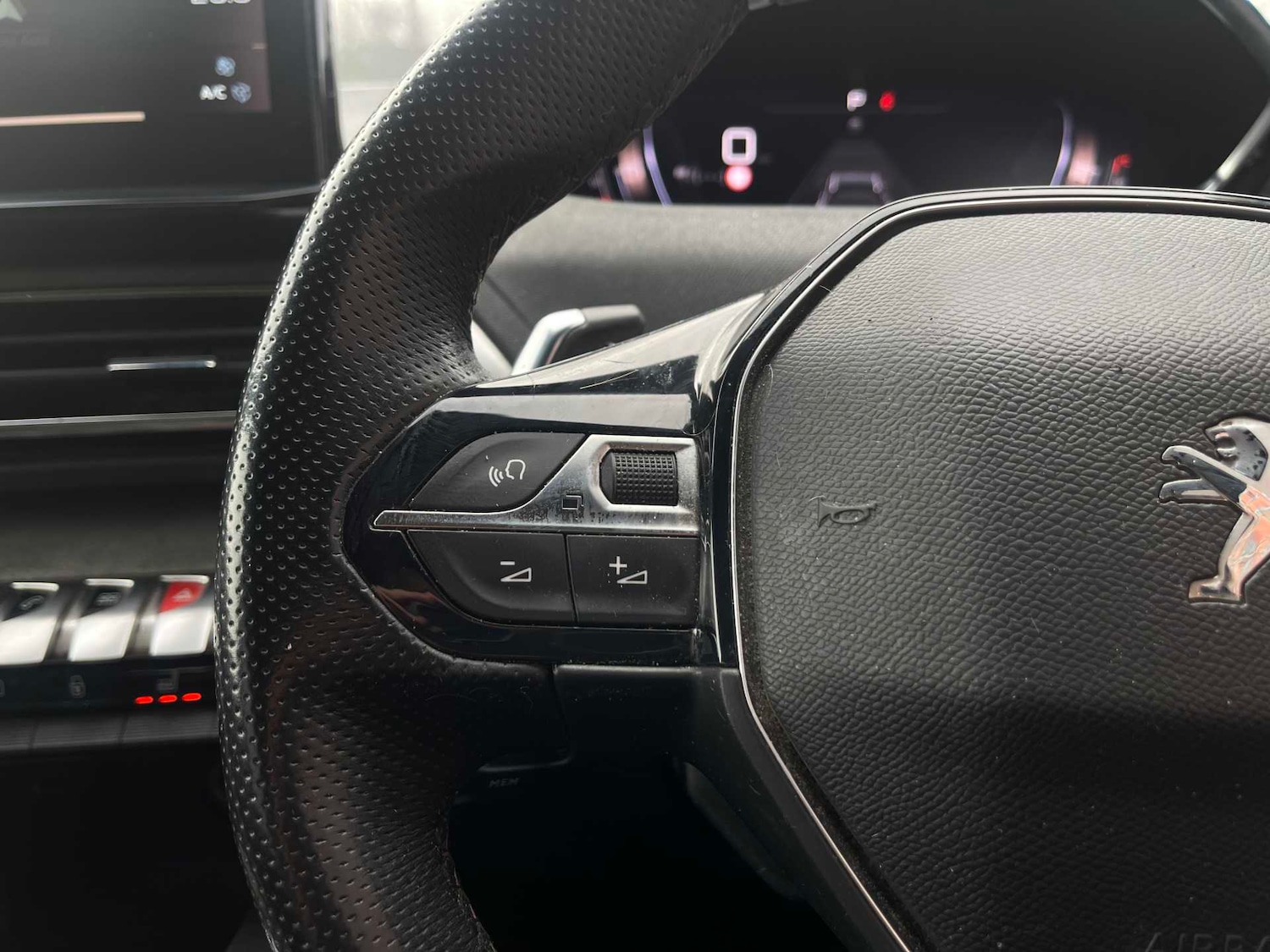 Used Peugeot 3008 2022 for sale - 77650288: Photo 27