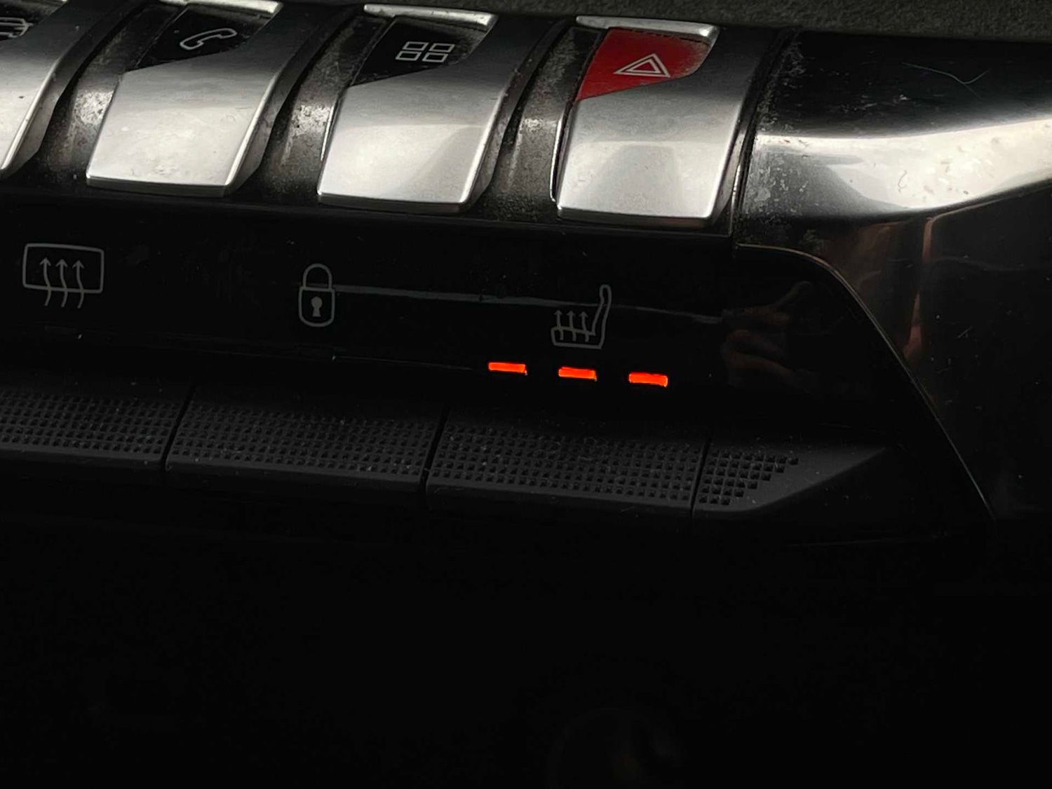 Used Peugeot 3008 2022 for sale - 77650288: Photo 42