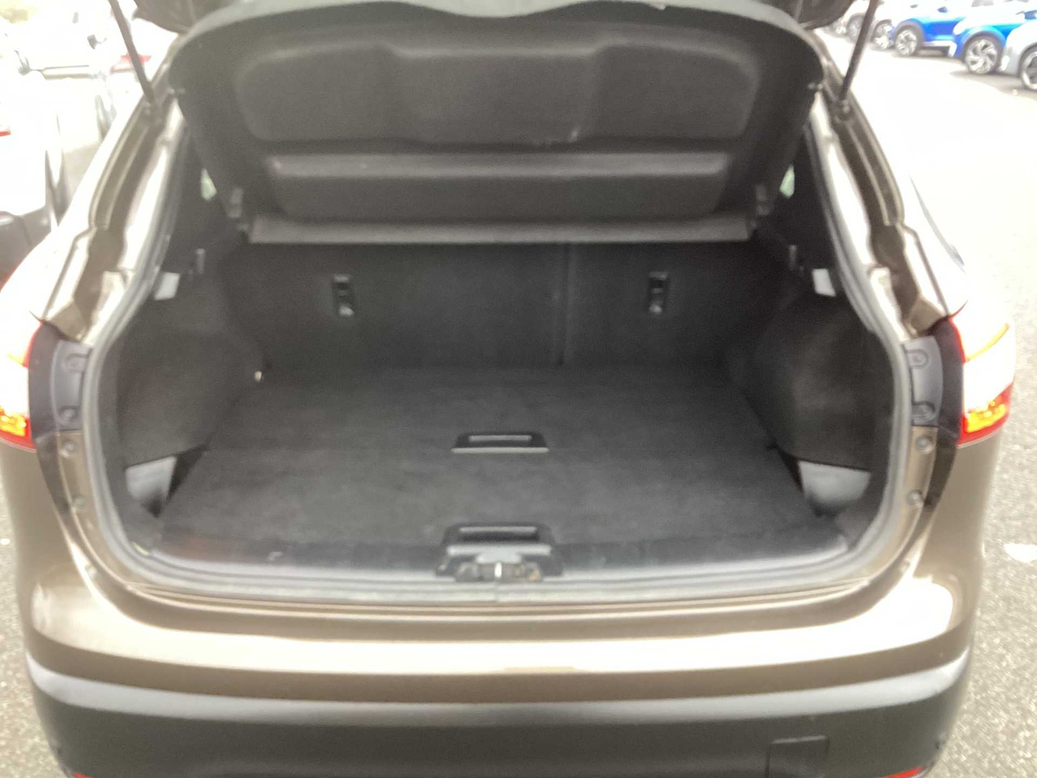 Used Nissan Qashqai 2016 for sale - 77488000: Photo 16