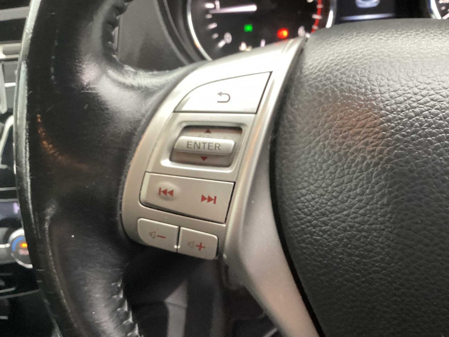 Used Nissan Qashqai 2016 for sale - 77488000: Photo 24