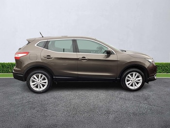Used Nissan Qashqai 2016 for sale - 77488000: Photo
