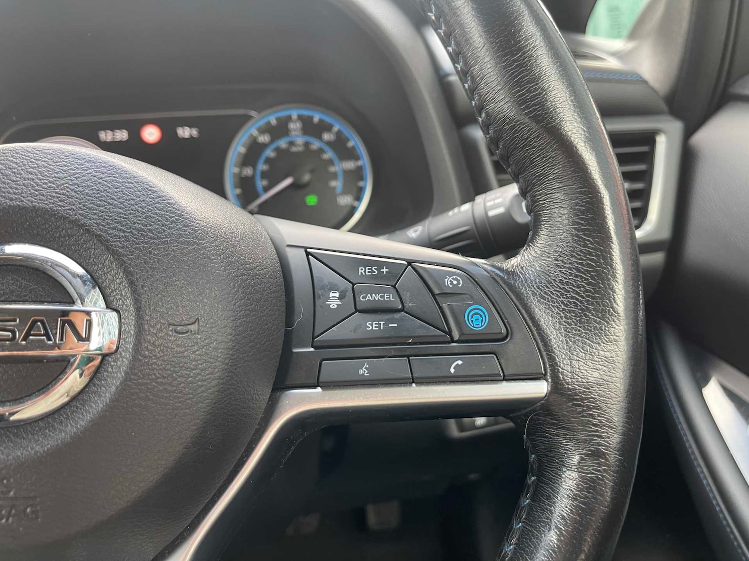 Used Nissan Leaf 2020 for sale - 76536663: Photo 27