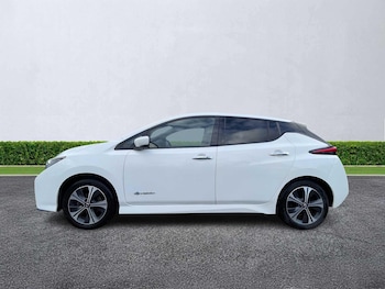 Used Nissan Leaf 2020 for sale - 76536663: Photo