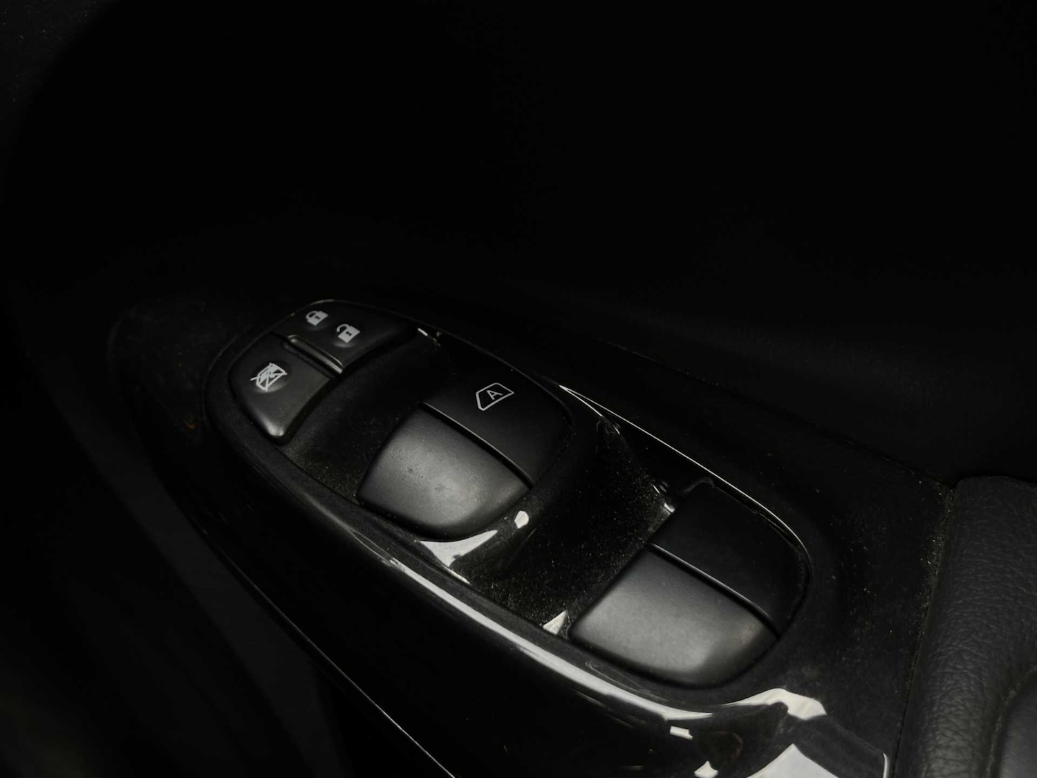 Used Nissan Juke 2016 for sale - 76741161: Photo 19