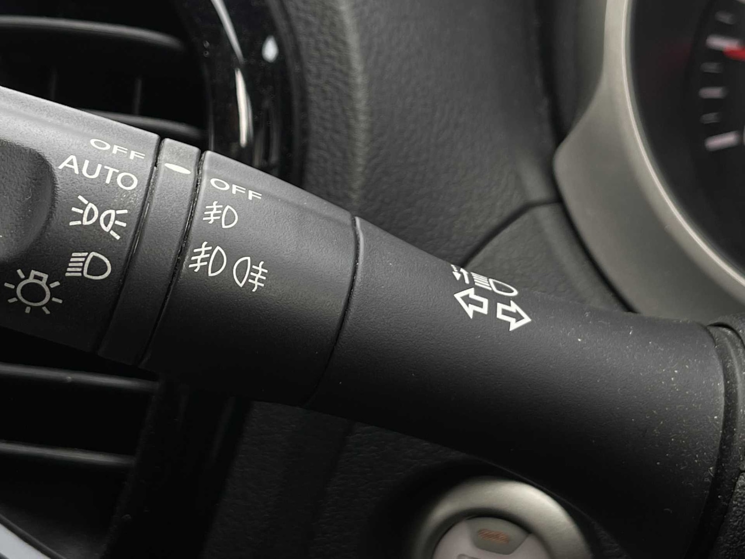 Used Nissan Juke 2016 for sale - 76741161: Photo 26