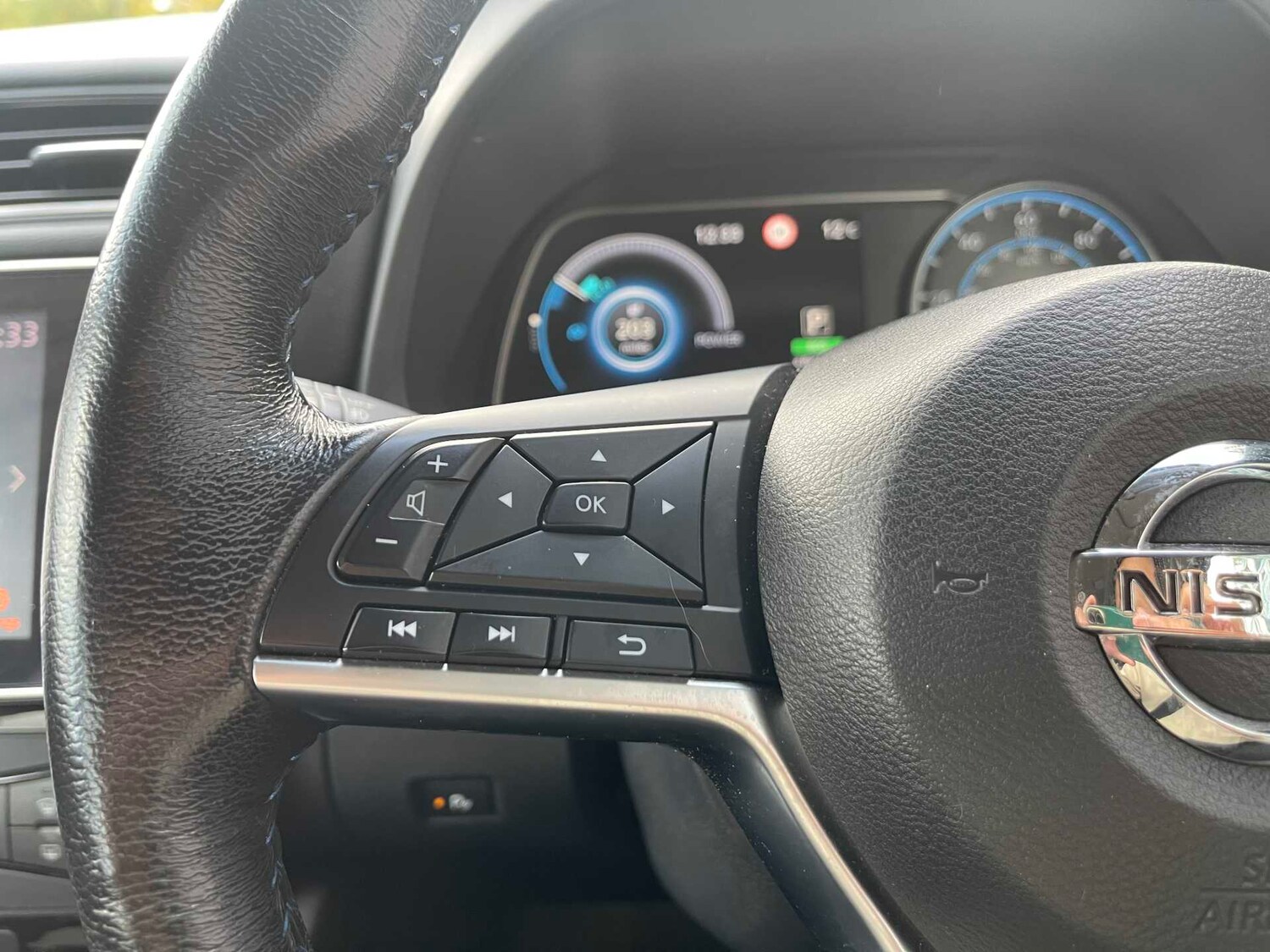 Used Nissan Leaf 2020 for sale - 77488593: Photo 26