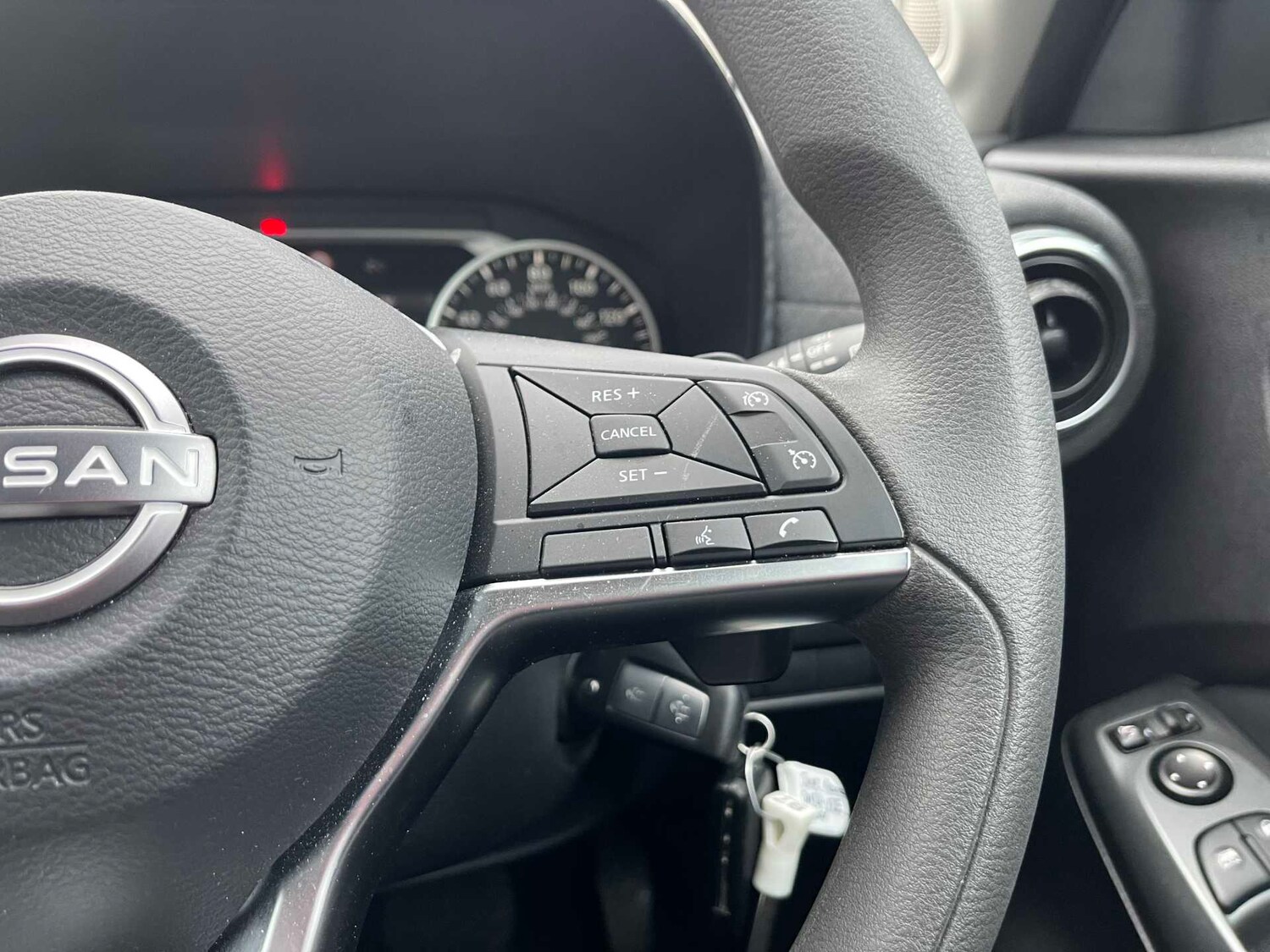 Used Nissan Juke 2024 for sale - 77489400: Photo 25