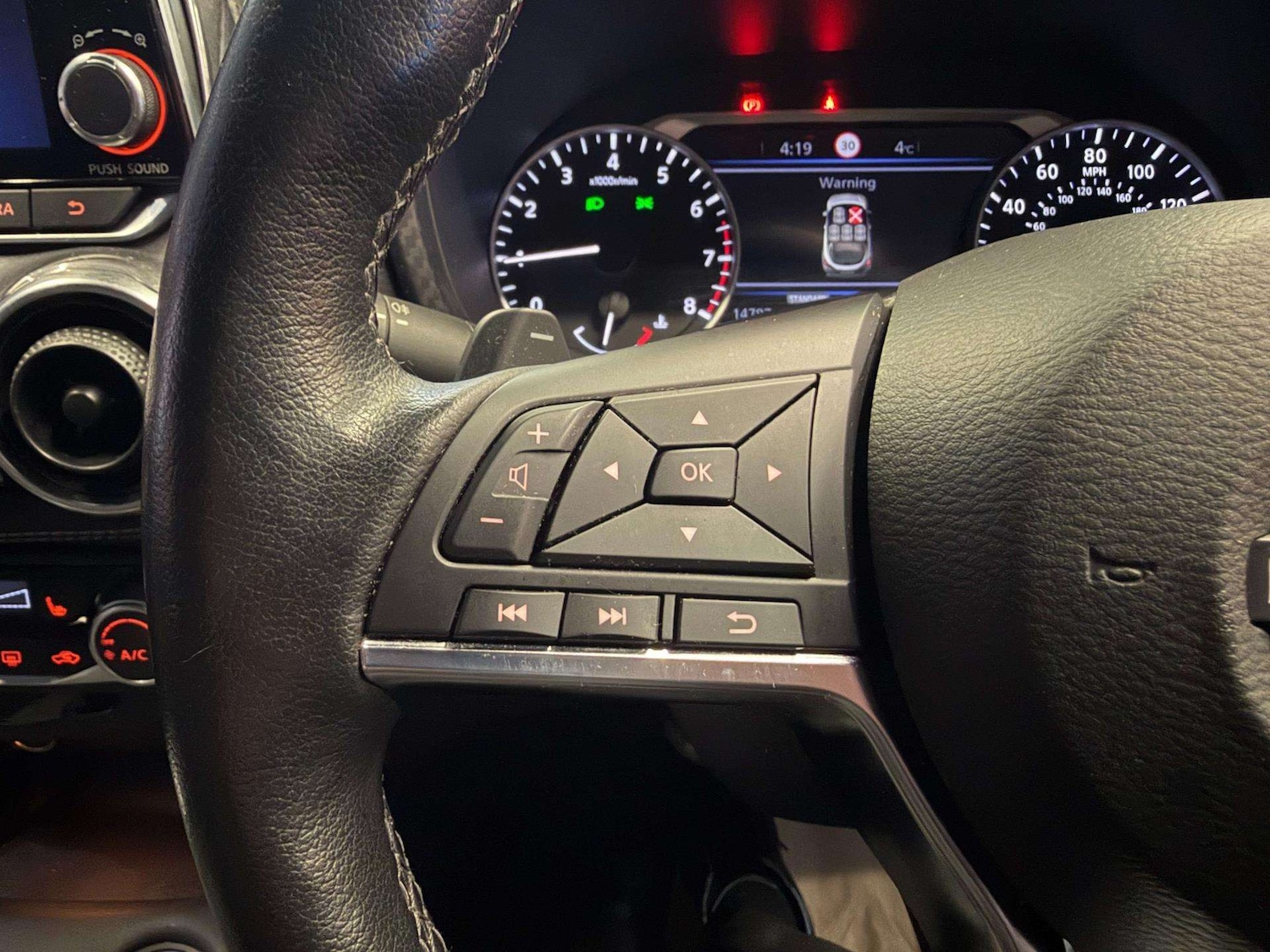 Used Nissan Juke 2022 for sale - 77676374: Photo 9