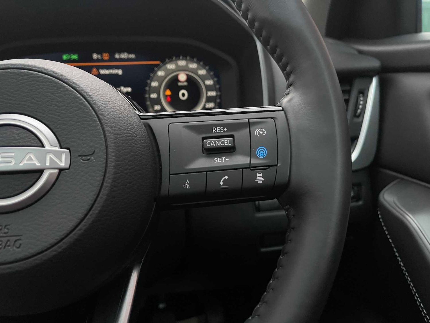 Used Nissan Qashqai 2024 for sale - 77069345: Photo 27