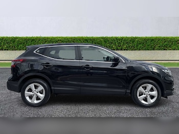 Used Nissan Qashqai 2018 for sale - 75545492: Photo