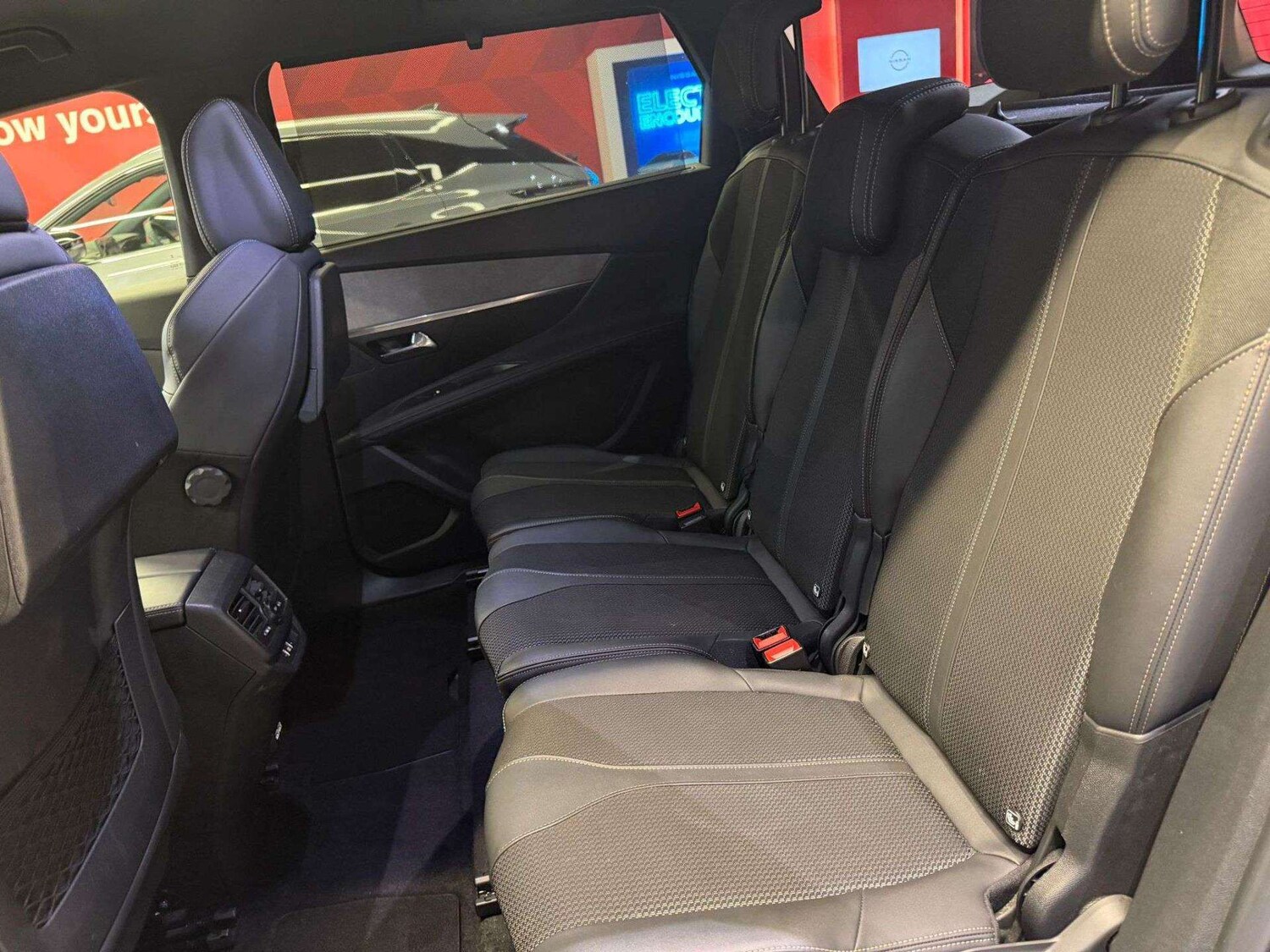 Used Peugeot 5008 2023 for sale - 78106385: Photo 34