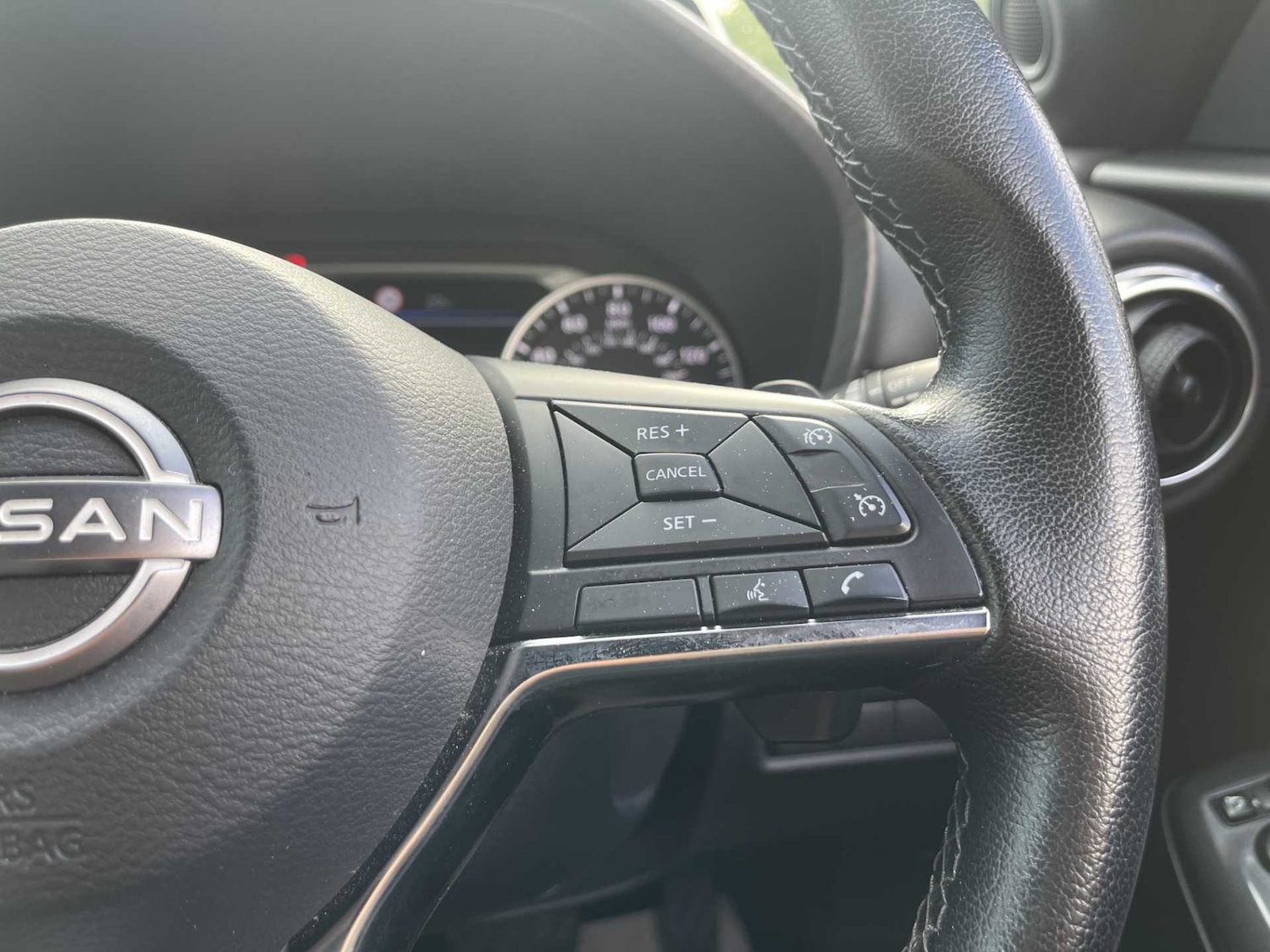 Used Nissan Juke 2023 for sale - 76129068: Photo 26