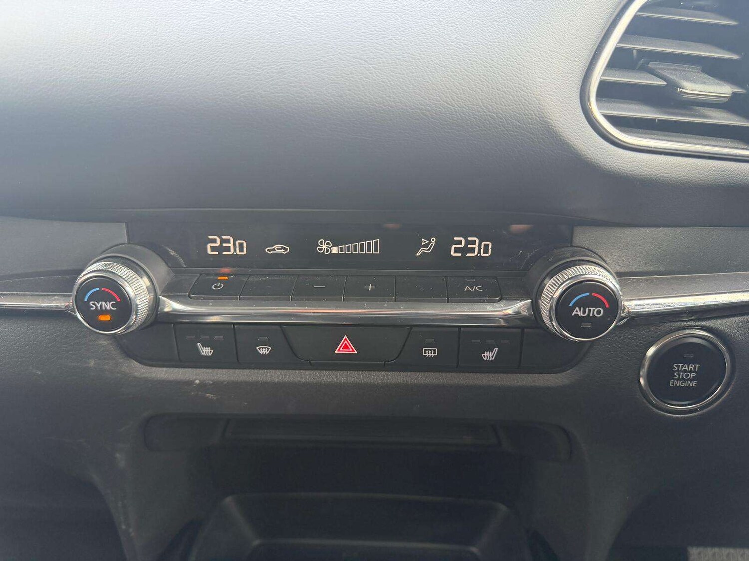 Used Mazda CX-30 2023 for sale - 78121911: Photo 25