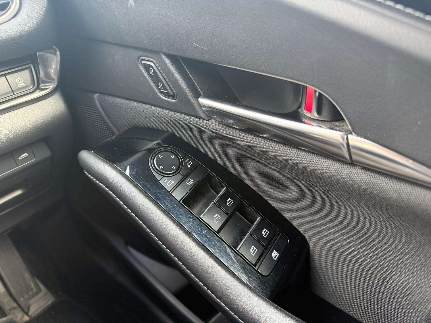 Used Mazda CX-30 2023 for sale - 78121911: Photo 31