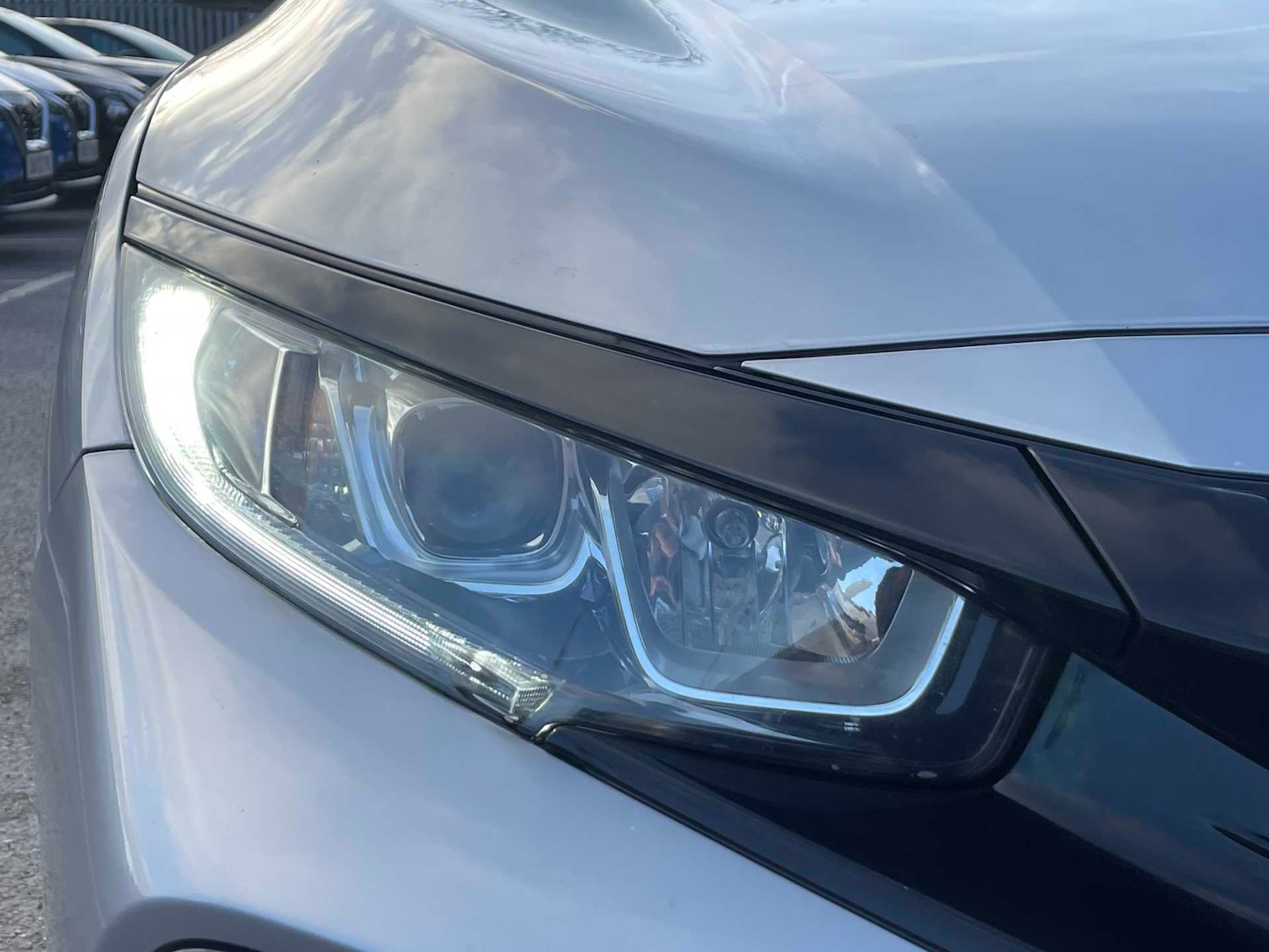 Used Honda Civic 2018 for sale - 77078031: Photo 31