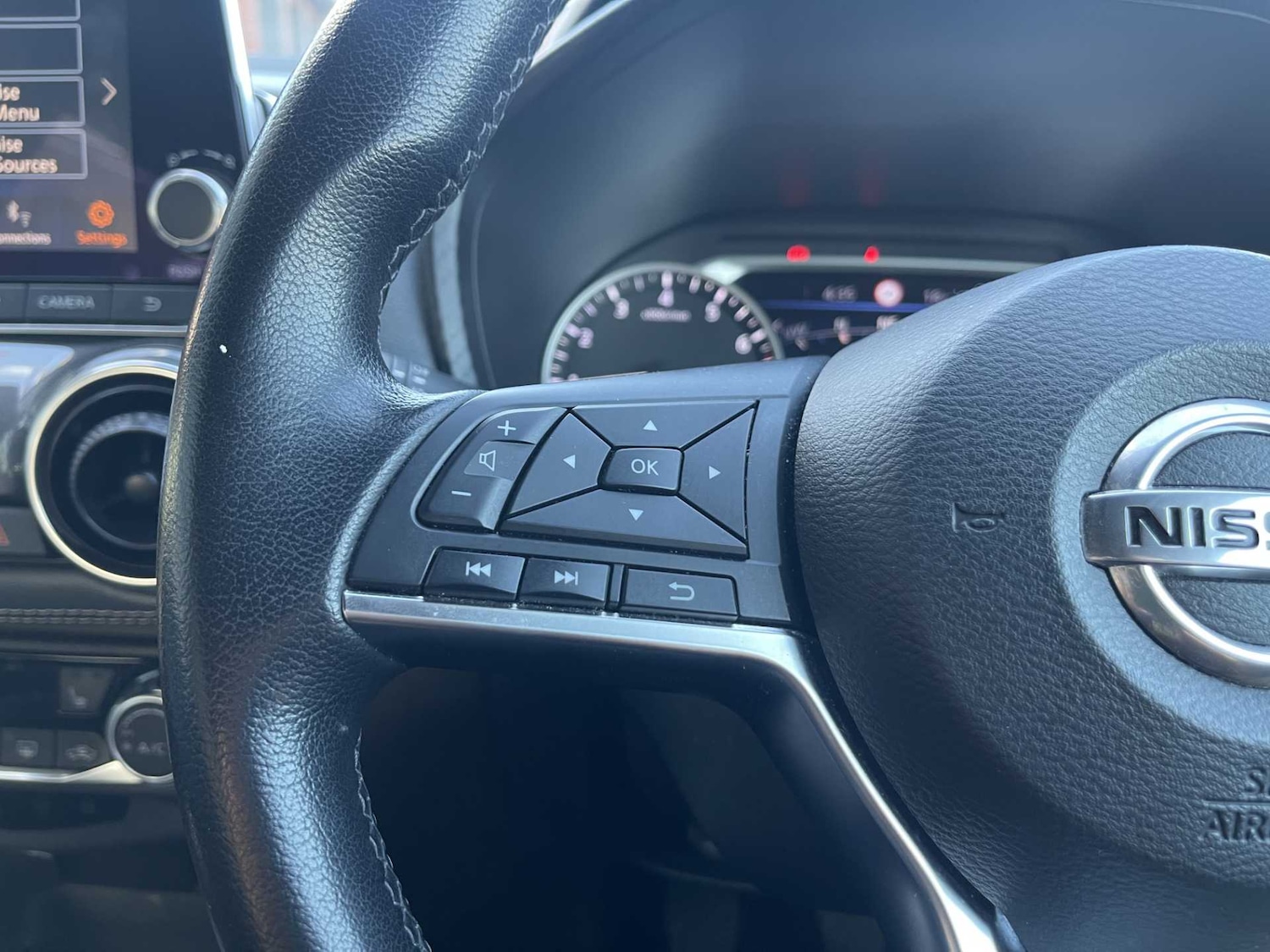 Used Nissan Juke 2022 for sale - 76102480: Photo 24