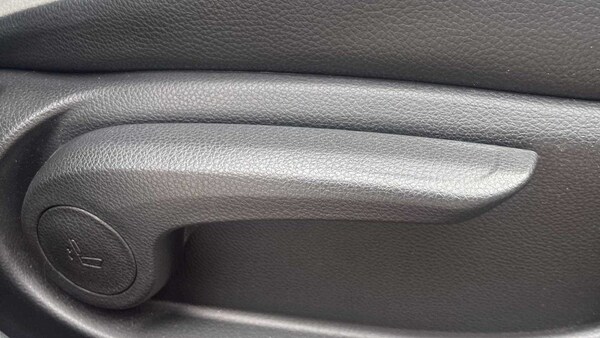Used Kia Stonic 2022 for sale - 75437138: Photo 12