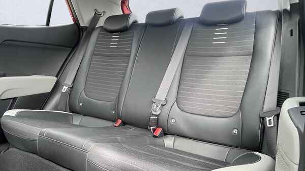Used Kia Stonic 2022 for sale - 75437138: Photo 18
