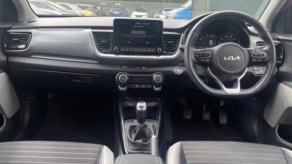 Used Kia Stonic 2022 for sale - 75437138: Photo 21