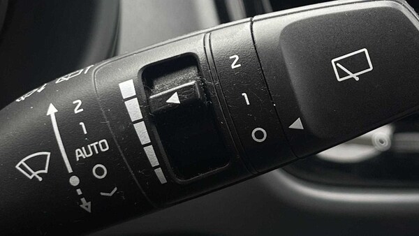 Used Kia Stonic 2022 for sale - 75437138: Photo 36