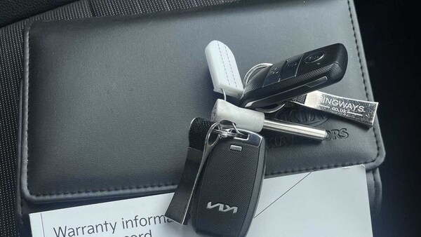 Used Kia Stonic 2022 for sale - 75437138: Photo 40
