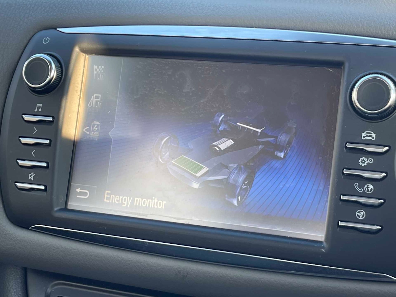 Used Toyota Yaris 2019 for sale - 76830731: Photo 24