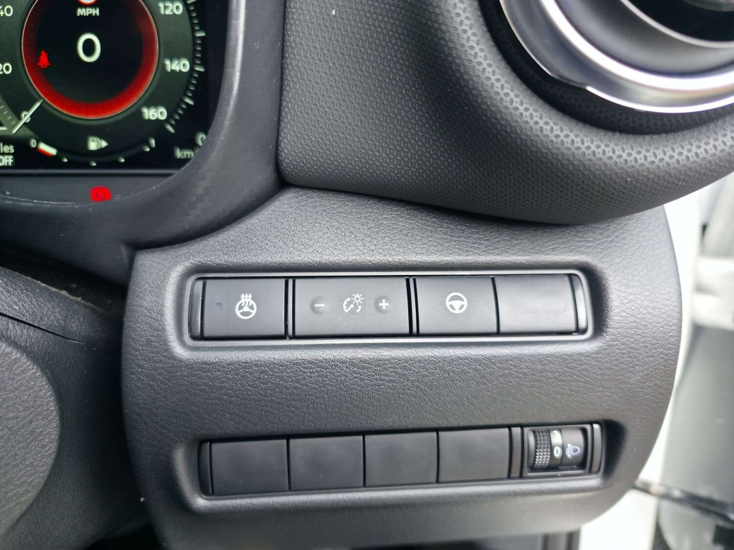 Used Nissan Juke 2025 for sale - 78196162: Photo 11