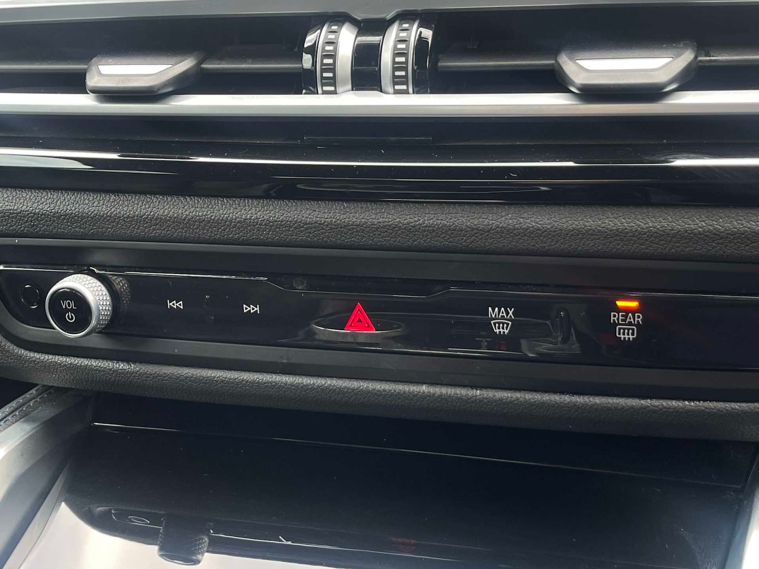 Used BMW 2 Series 2024 for sale - 77837057: Photo 24