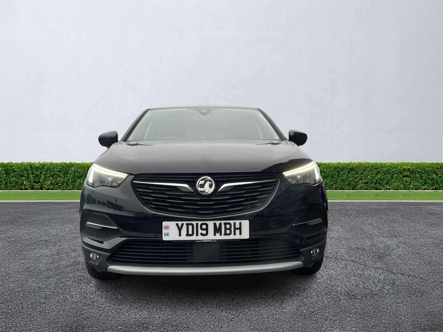 Used Vauxhall Grandland X 2019 for sale - 76986907: Photo 2
