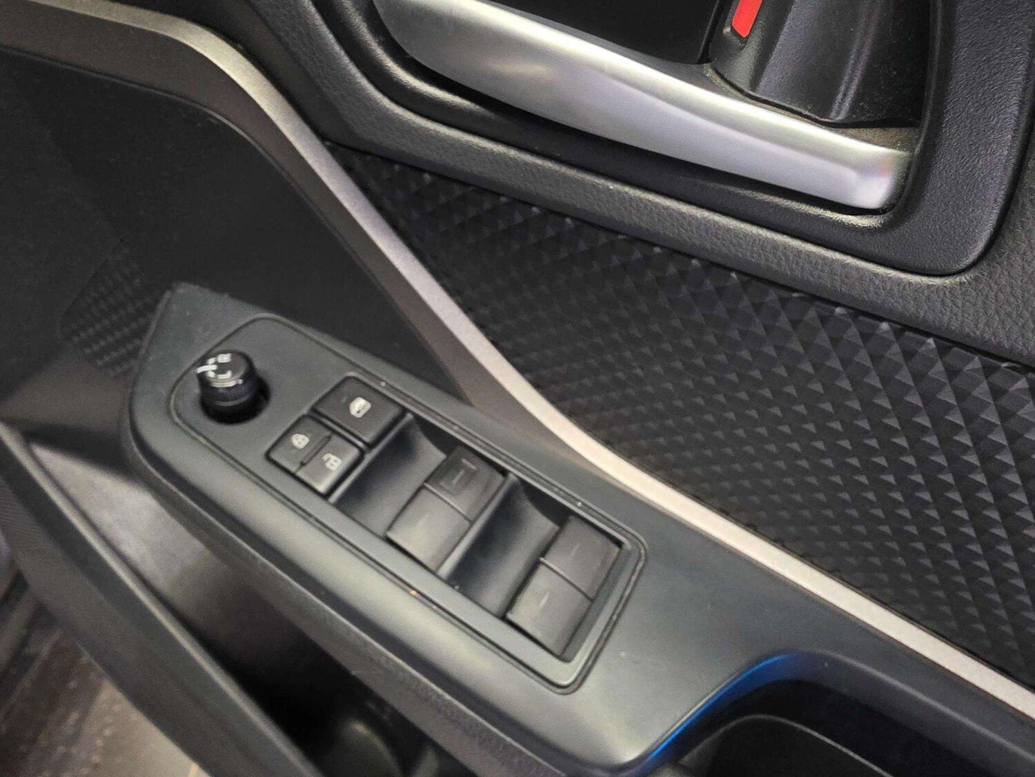 Used Toyota C-HR 2022 for sale - 77759399: Photo 19