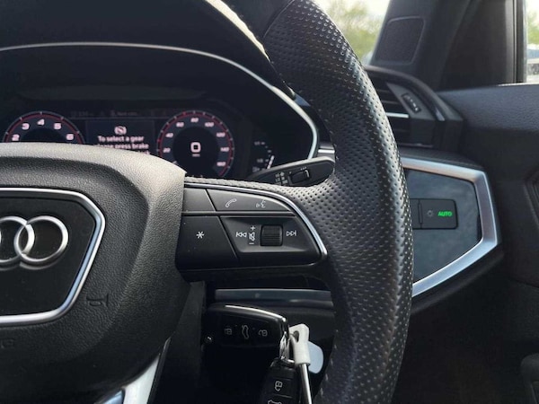 Used Audi Q3 2019 for sale - 75436109: Photo 28