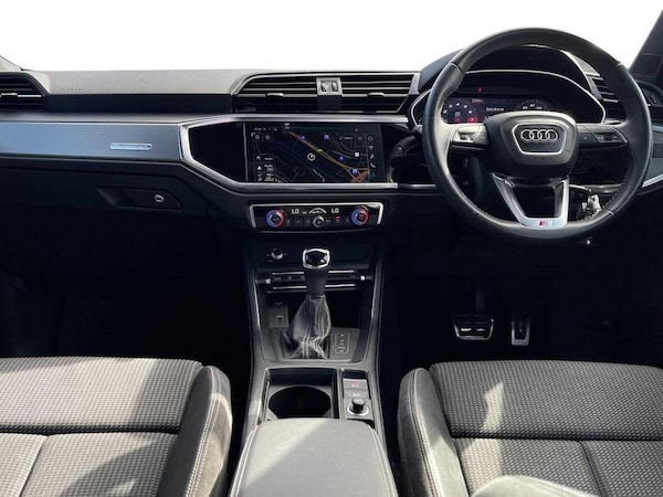 Used Audi Q3 2019 for sale - 75436109: Photo 8