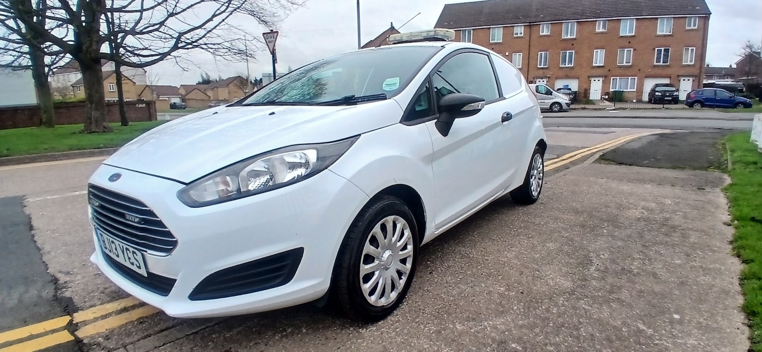 Used Ford Fiesta 2013 for sale - 77693827: Photo 4