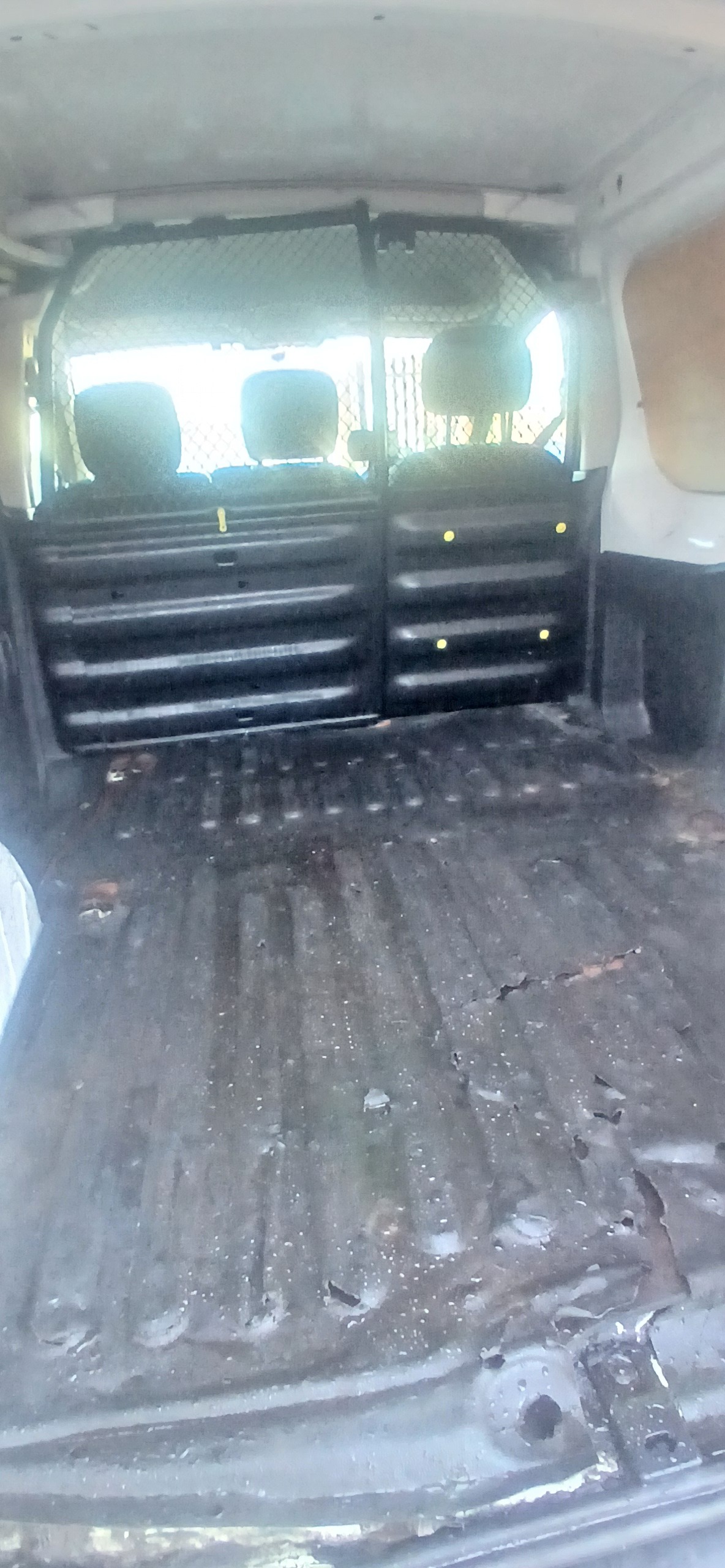 Used Peugeot Partner 2017 for sale - 76706110: Photo 8