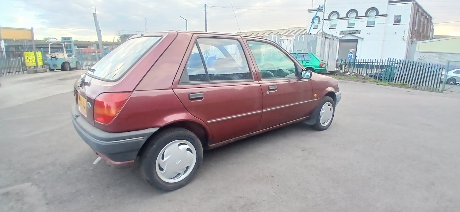 Used Ford Fiesta 1994 for sale - 76135844: Photo 5