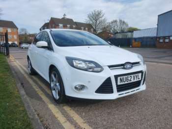 2013 (62) - 1.0 125 EcoBoost Titanium 5dr
