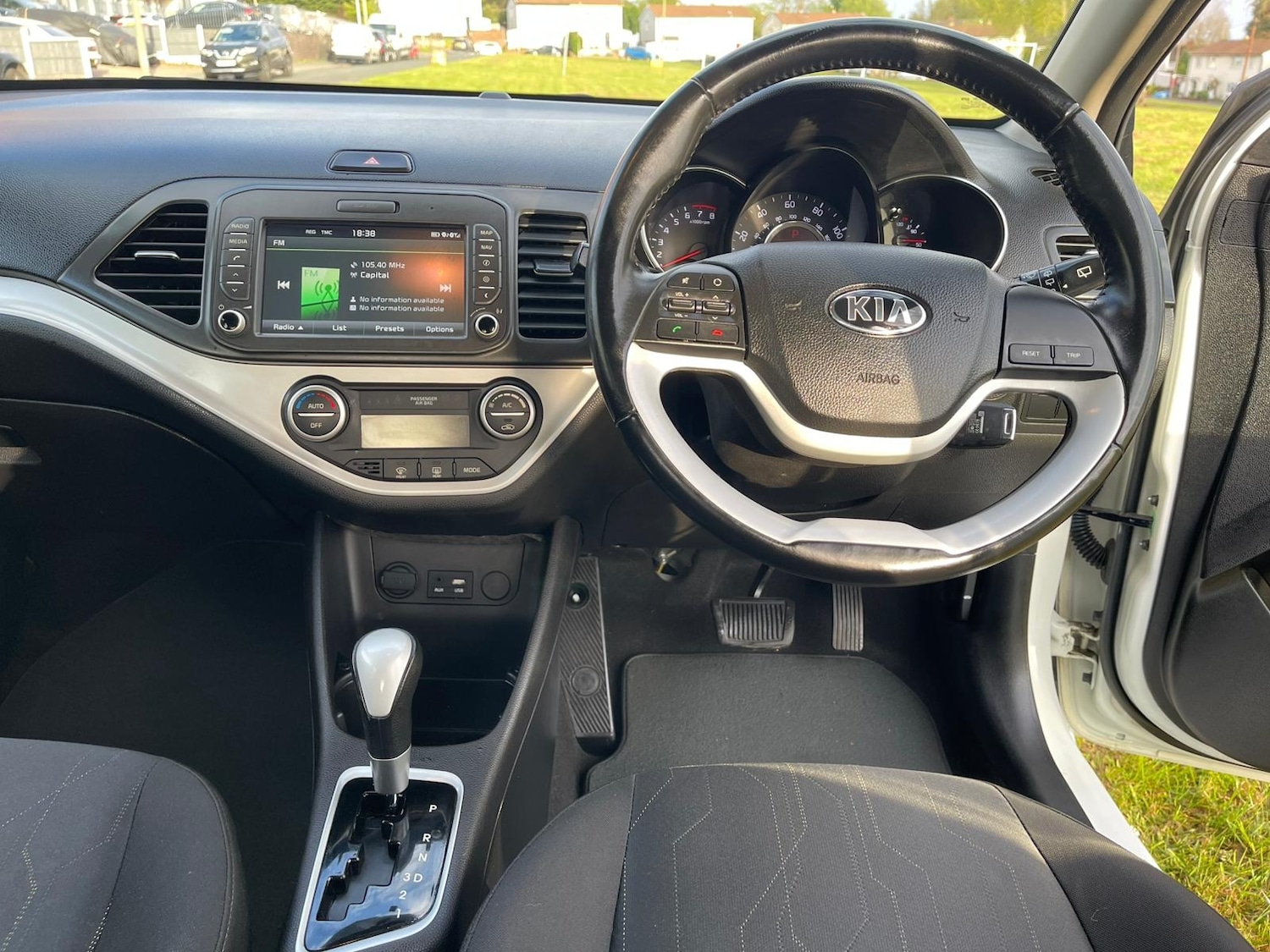 Used Kia Picanto 2016 for sale - 76081527: Photo 11
