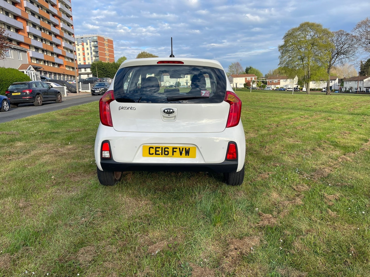 Used Kia Picanto 2016 for sale - 76081527: Photo 2