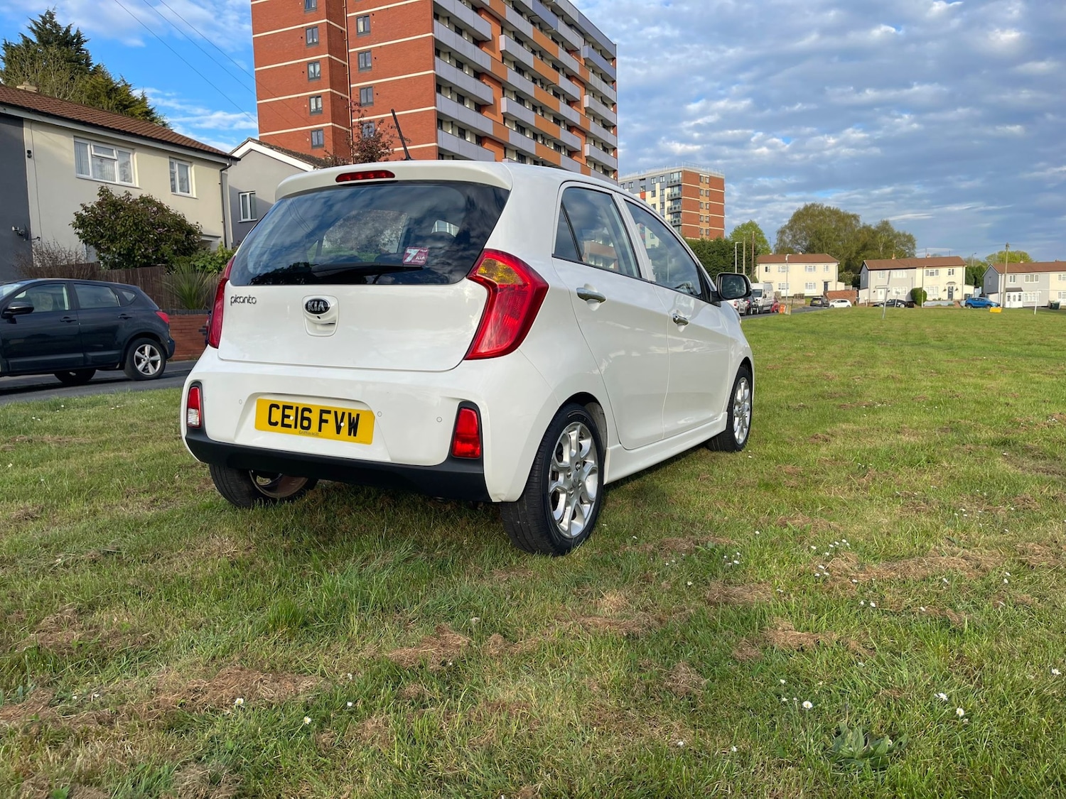 Used Kia Picanto 2016 for sale - 76081527: Photo 8