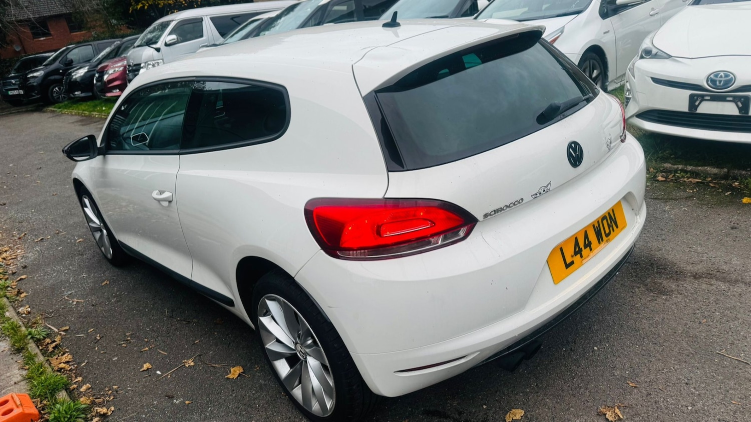 Used Volkswagen Scirocco 2010 for sale - 76377039: Photo 3