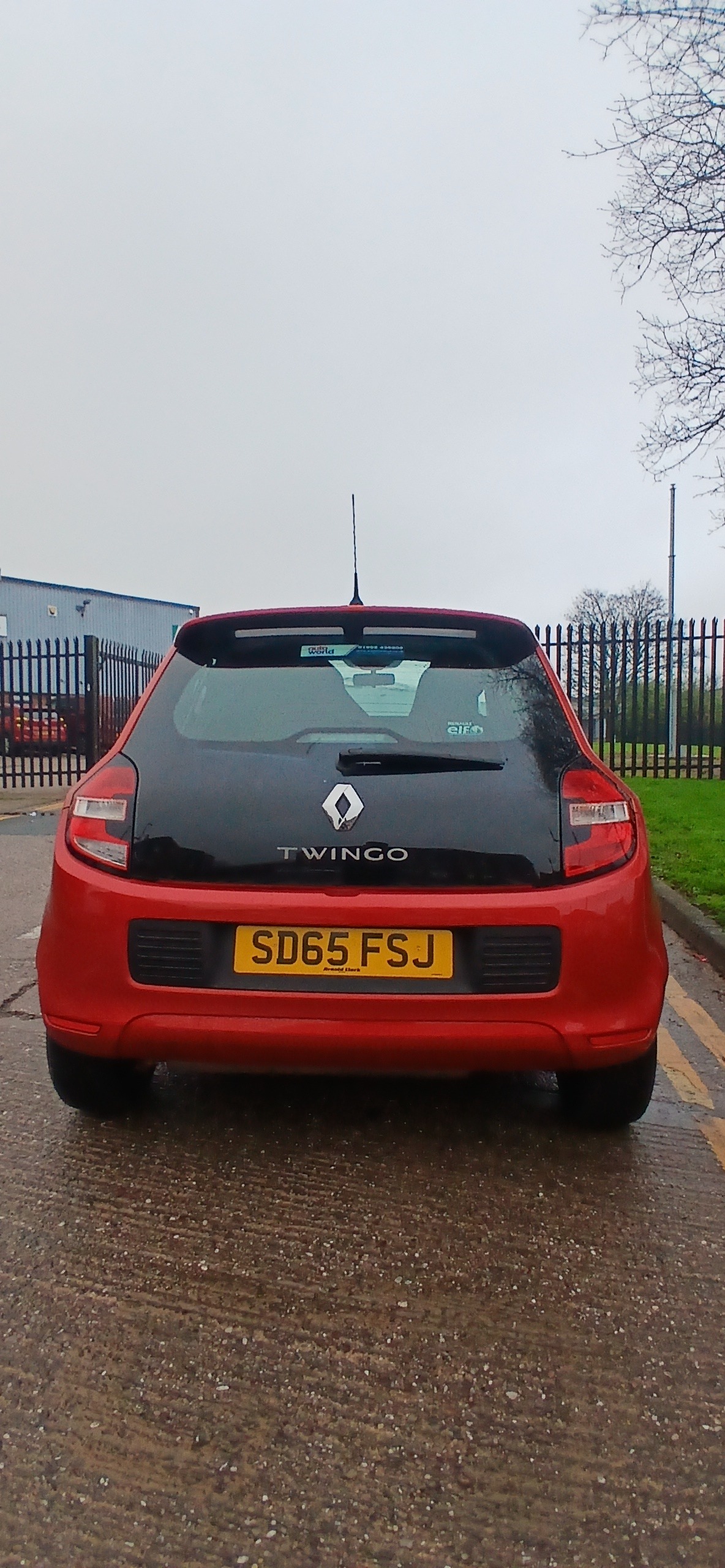 Used Renault Twingo 2015 for sale - 77083591: Photo 2