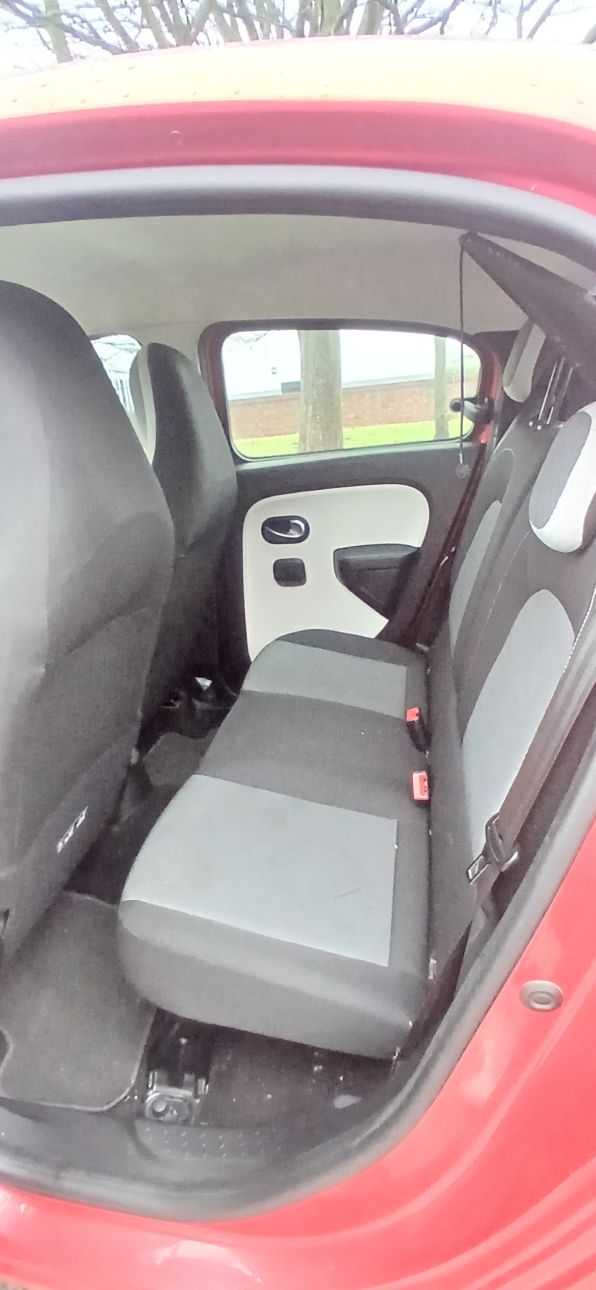 Used Renault Twingo 2015 for sale - 77083591: Photo 9