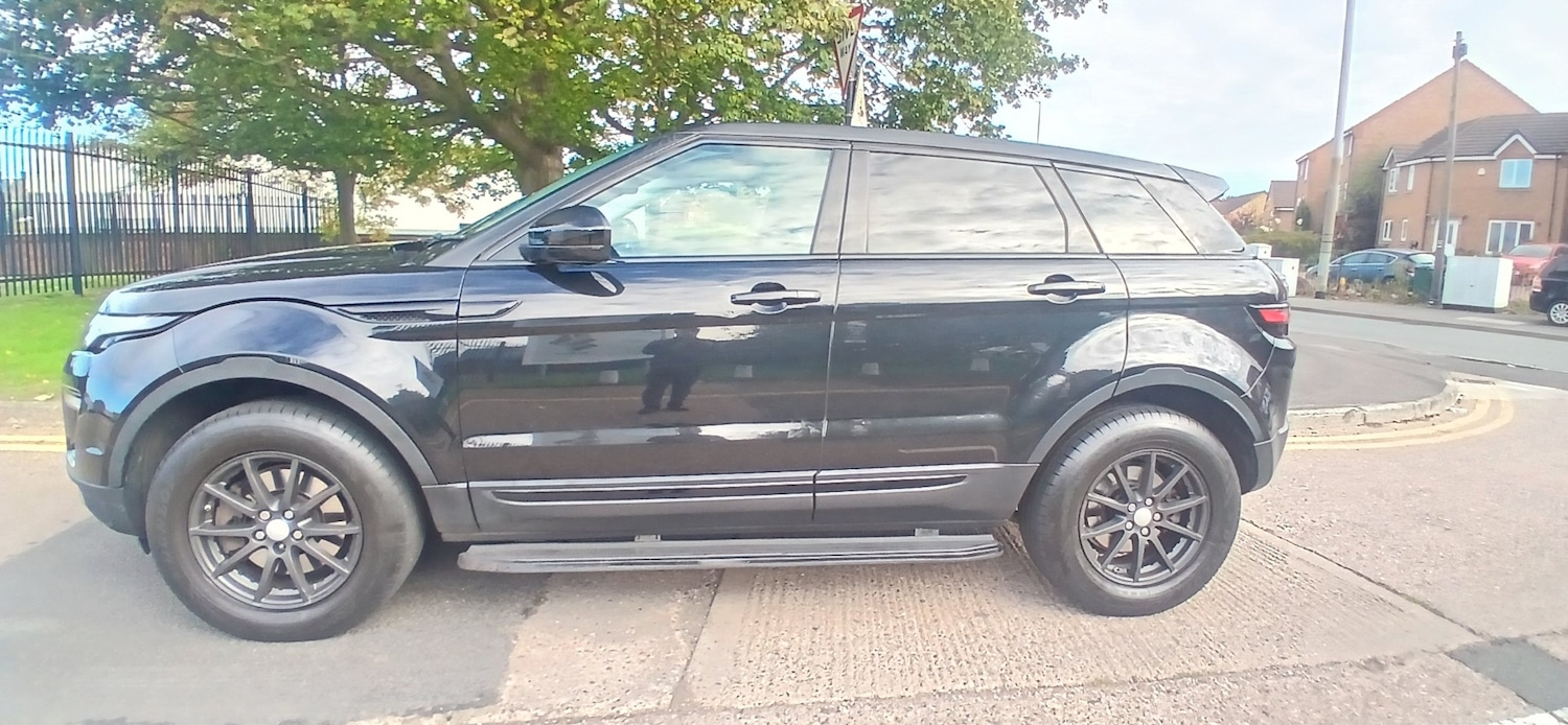 Used Land Rover Range Rover Evoque 2017 for sale - 76135839: Photo 17