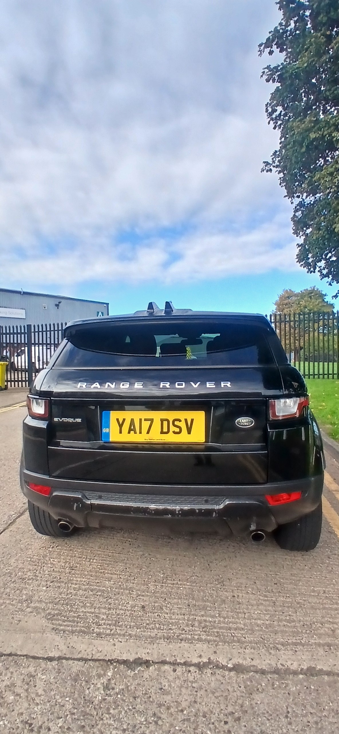 Used Land Rover Range Rover Evoque 2017 for sale - 76135839: Photo 2