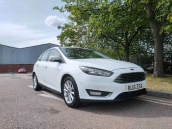 2015 (15) - 1.0 EcoBoost 125 Titanium 5dr