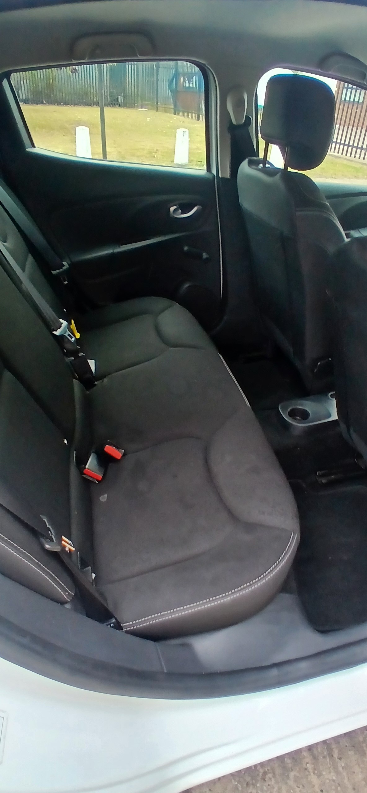 Used Renault Clio 2015 for sale - 76594762: Photo 14